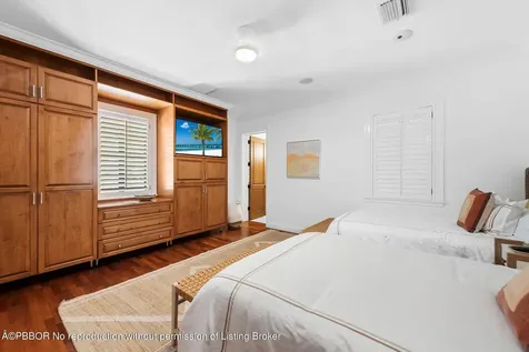 14 Harbor Drive Lake Worth Beach FL 33460