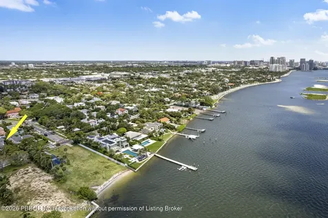 3109 Washington Road West Palm Beach FL 33405