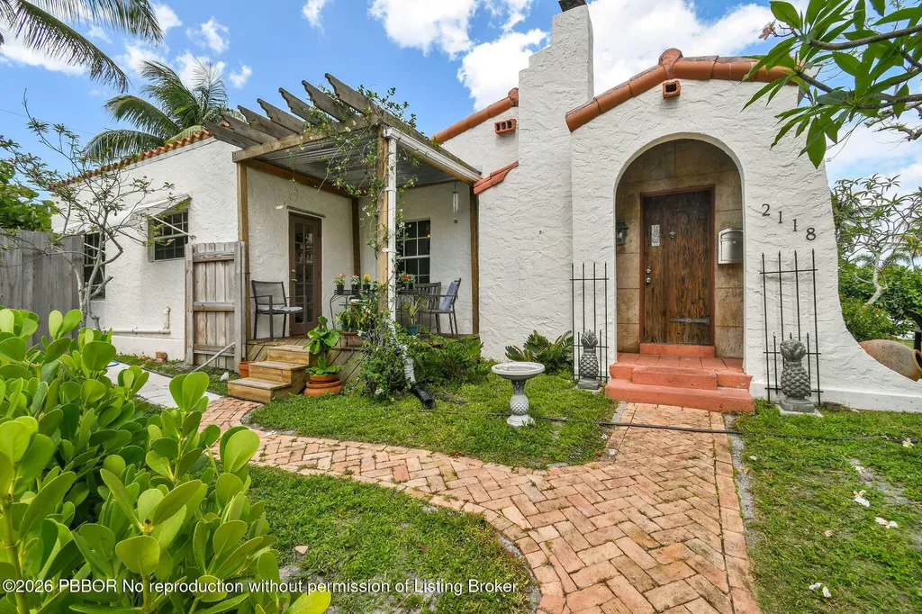 2118 Florida Avenue West Palm Beach FL 33401