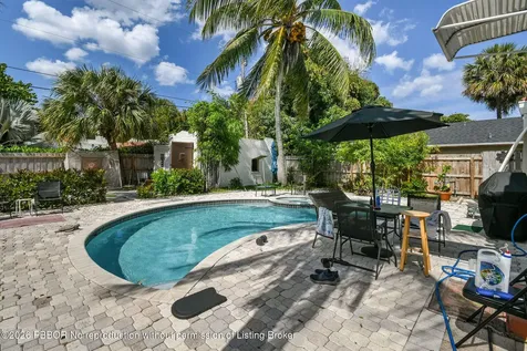 2118 Florida Avenue West Palm Beach FL 33401
