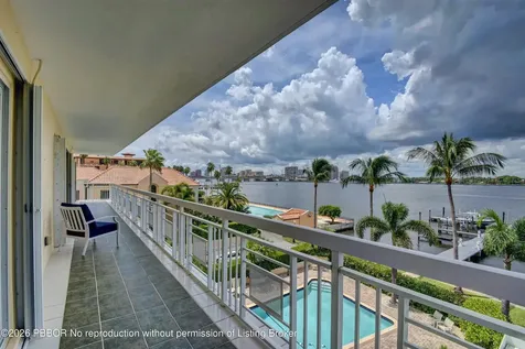 250 Bradley Place Palm Beach FL 33480