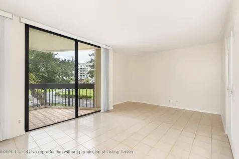 2000 Presidential Way West Palm Beach FL 33401