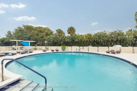 2000 Presidential Way West Palm Beach FL 33401