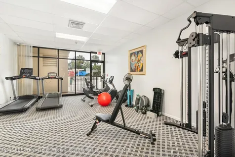2000 Presidential Way West Palm Beach FL 33401