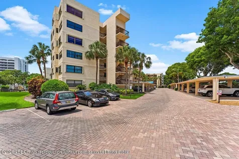 372 Golfview Road North Palm Beach FL 33408