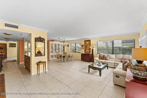 372 Golfview Road North Palm Beach FL 33408