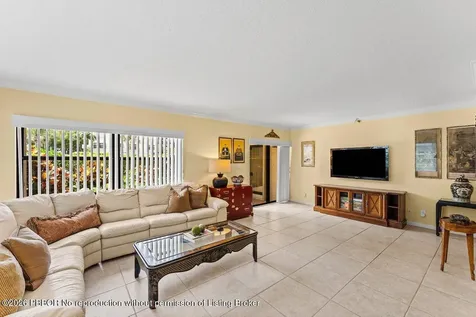 372 Golfview Road North Palm Beach FL 33408