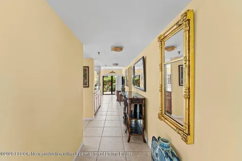 372 Golfview Road North Palm Beach FL 33408