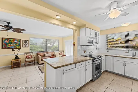 372 Golfview Road North Palm Beach FL 33408