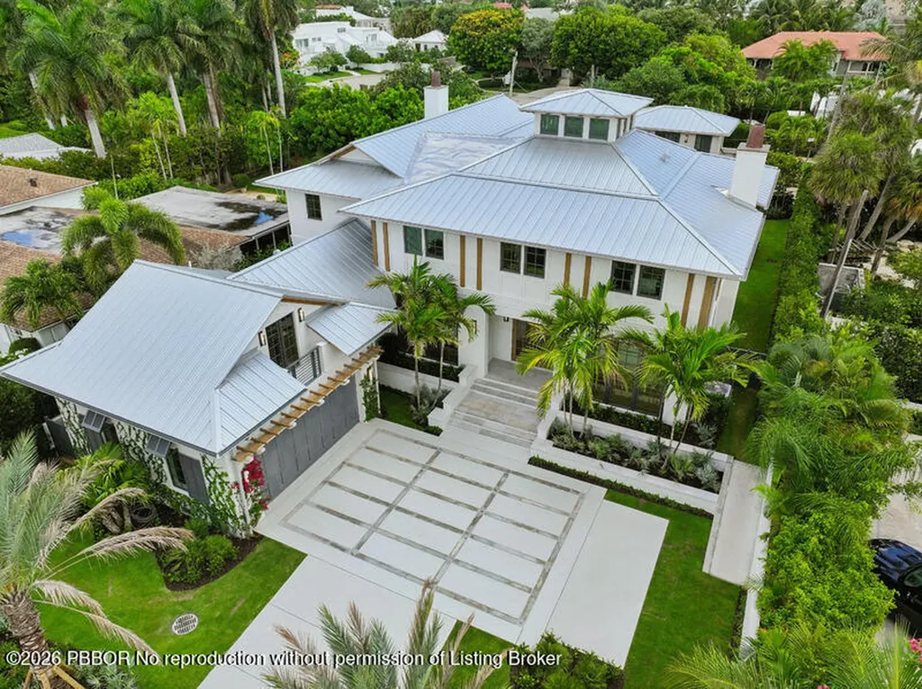 125 Worth Court N West Palm Beach FL 33405