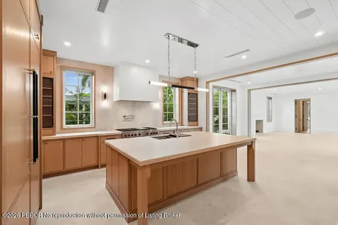 125 Worth Court N West Palm Beach FL 33405