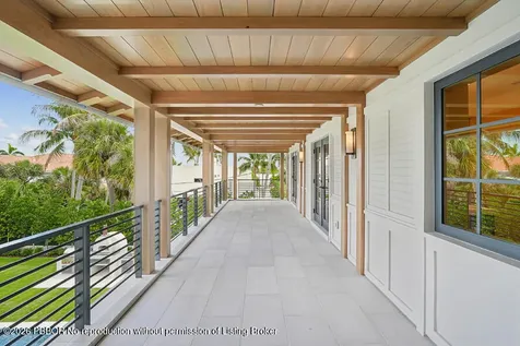 125 Worth Court N West Palm Beach FL 33405