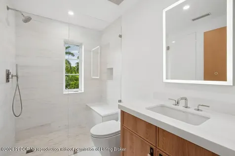 125 Worth Court N West Palm Beach FL 33405