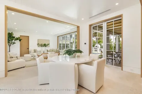 125 Worth Court N West Palm Beach FL 33405