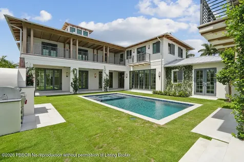 125 Worth Court N West Palm Beach FL 33405