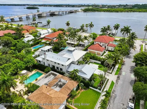 125 Worth Court N West Palm Beach FL 33405