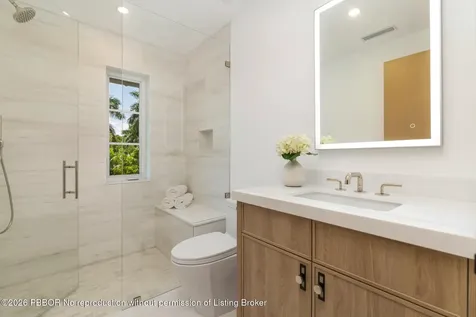 125 Worth Court N West Palm Beach FL 33405