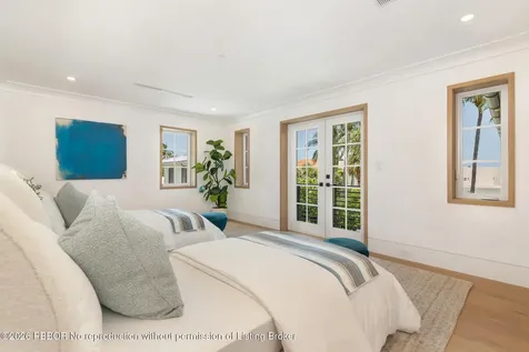 125 Worth Court N West Palm Beach FL 33405