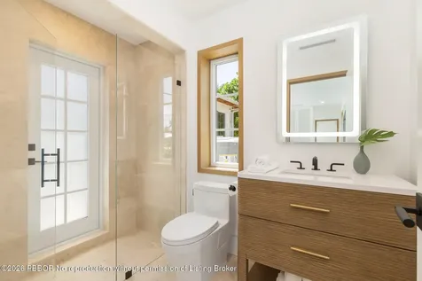 125 Worth Court N West Palm Beach FL 33405