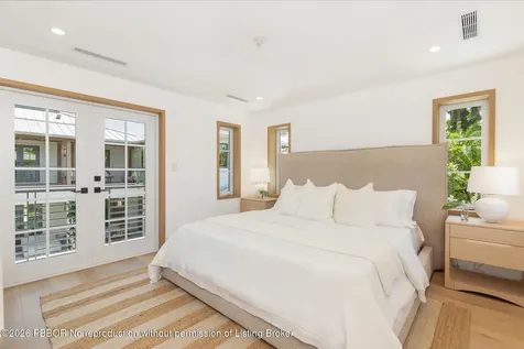 125 Worth Court N West Palm Beach FL 33405