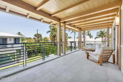 125 Worth Court N West Palm Beach FL 33405