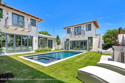 125 Worth Court N West Palm Beach FL 33405