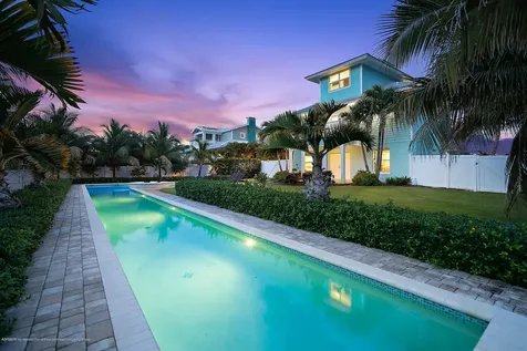 4492 NE Skyline Drive Jensen Beach FL 34957