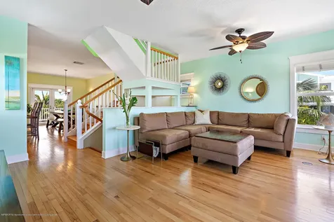 4492 NE Skyline Drive Jensen Beach FL 34957