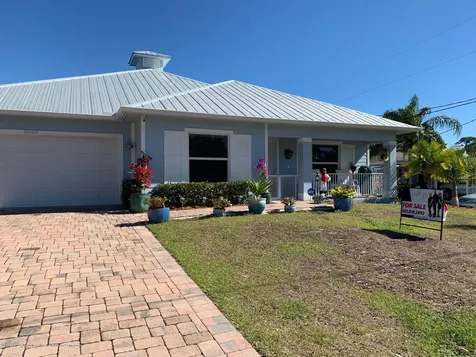 8069 SE Camellia Drive Hobe Sound FL 33455