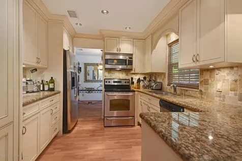 4516 Pinetree Drive Delray Beach FL 33445