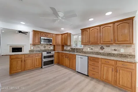 12123 Cattail Drive W Jacksonville FL 32223
