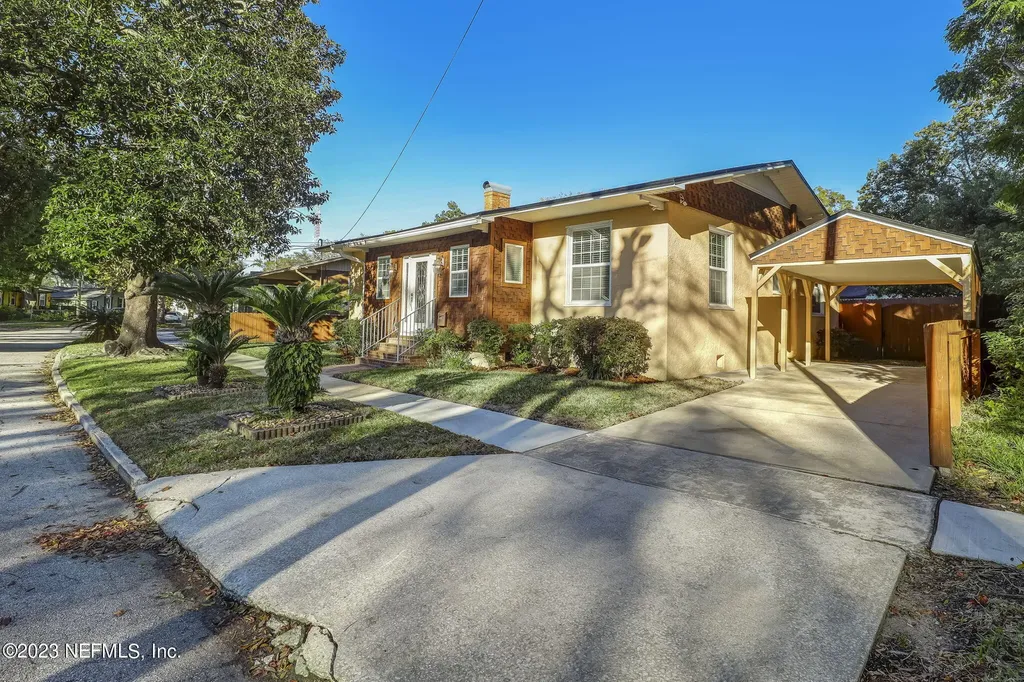 1843 Perry Place Jacksonville FL 32207