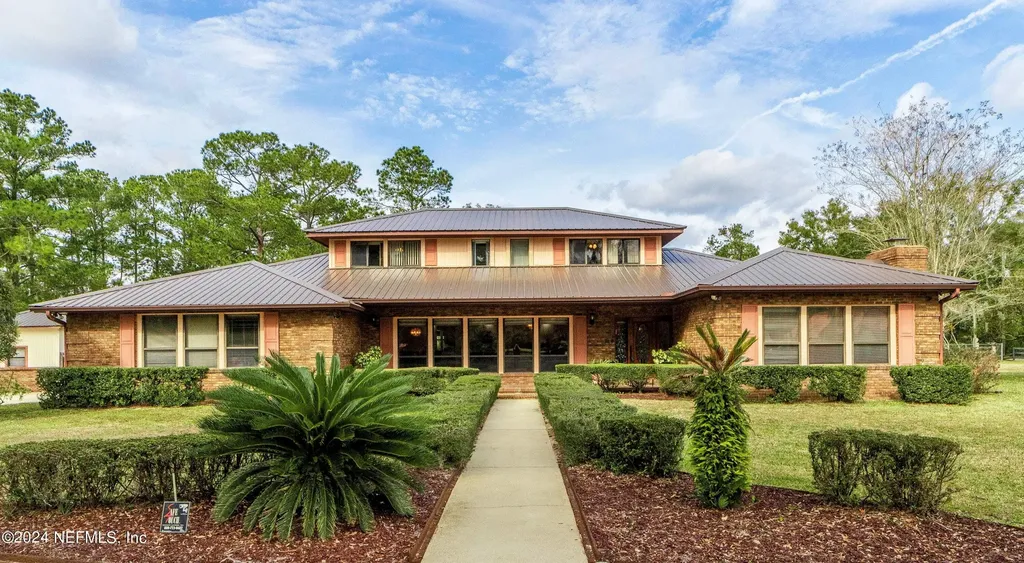 4102 Silver Lake Drive Palatka FL 32177