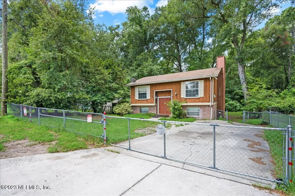 450 Acme Street Jacksonville FL 32211