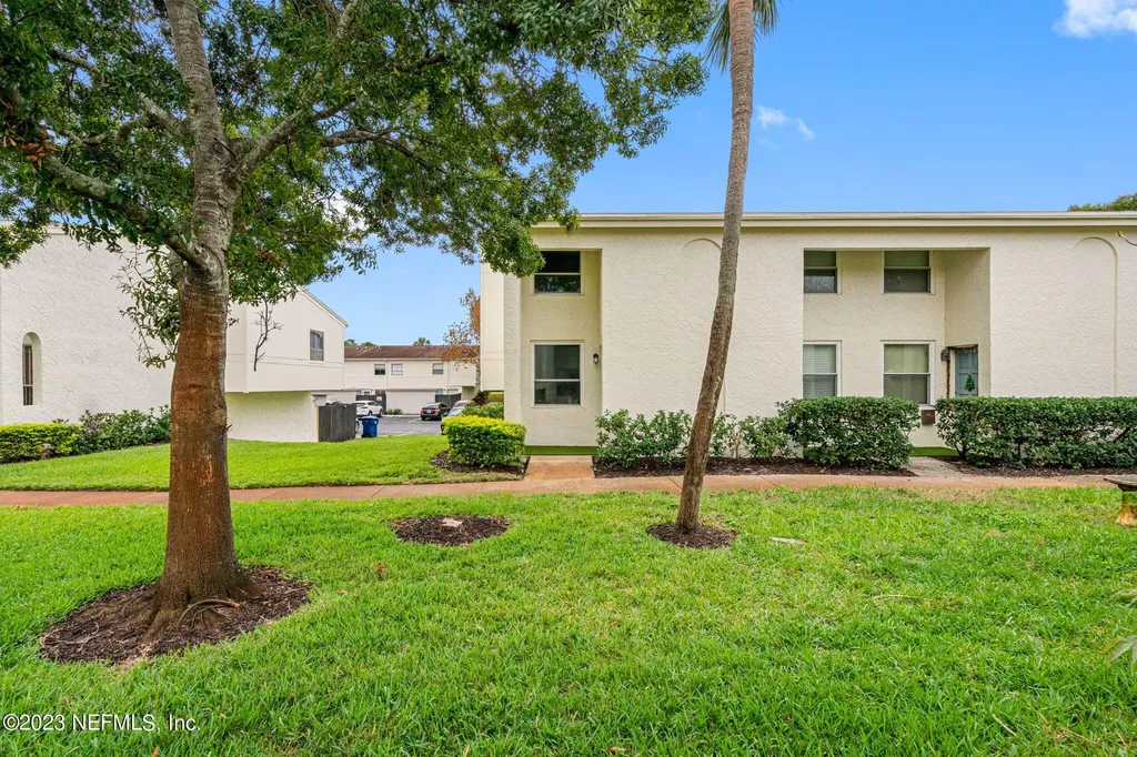 4222 La Palma Court Tampa FL 33611