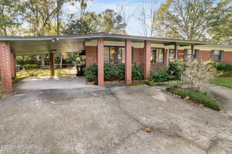 6168 Bassanova Court Jacksonville FL 32209