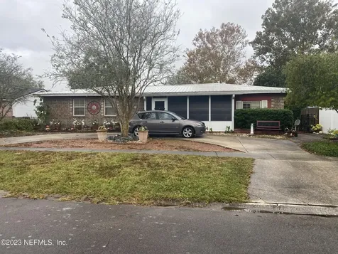 946 Frost Street E Jacksonville FL 32221