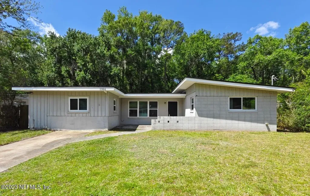 1064 Le Brun Drive Jacksonville FL 32205