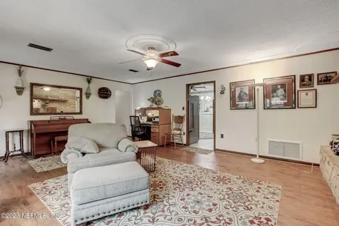 111 Marsh Lane Palatka FL 32177