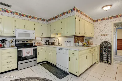 111 Marsh Lane Palatka FL 32177