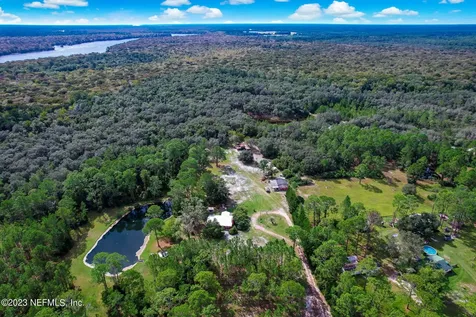111 Marsh Lane Palatka FL 32177