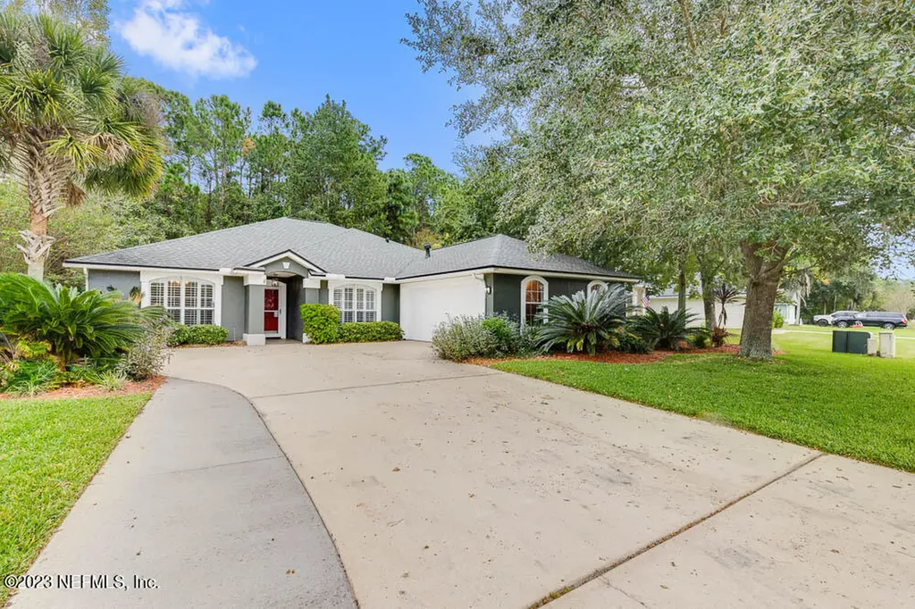 593 Lady Lake Road W Jacksonville FL 32218