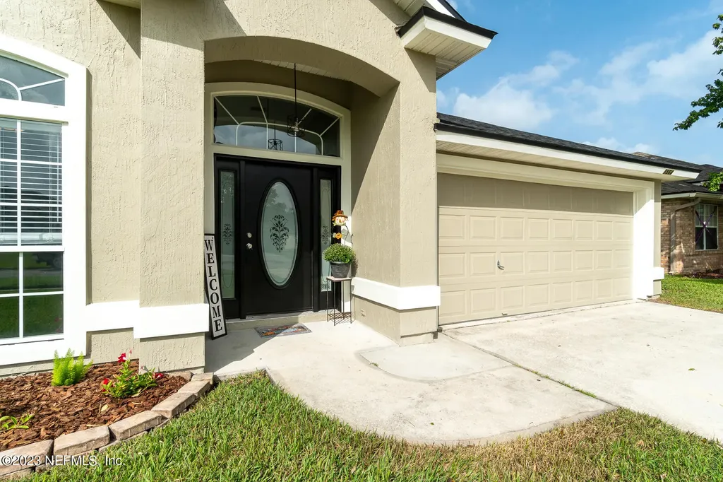 1564 Glen View Street Middleburg FL 32068