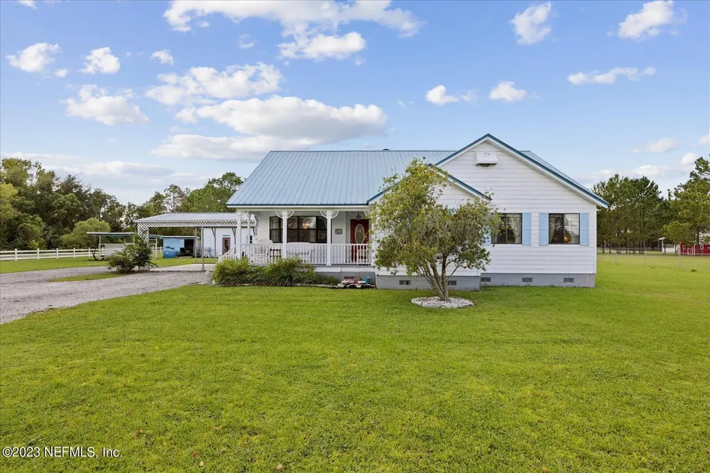 223 Carter Crabtree Road East Palatka FL 32131
