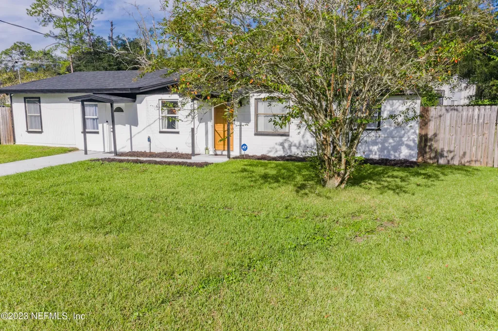 6863 Lubec Court Jacksonville FL 32244
