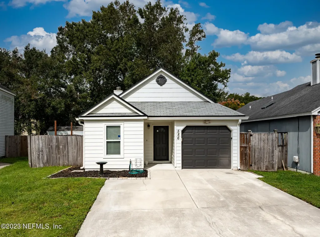 586 Staffordshire Drive E Jacksonville FL 32225