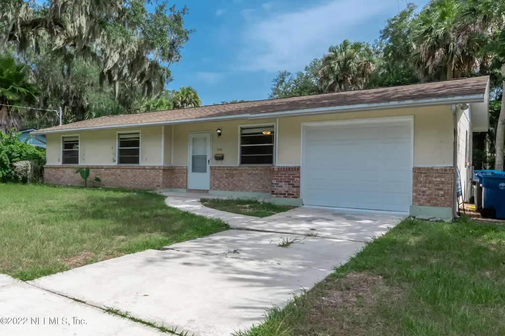 1174 Cape Charles Avenue Jacksonville FL 32233