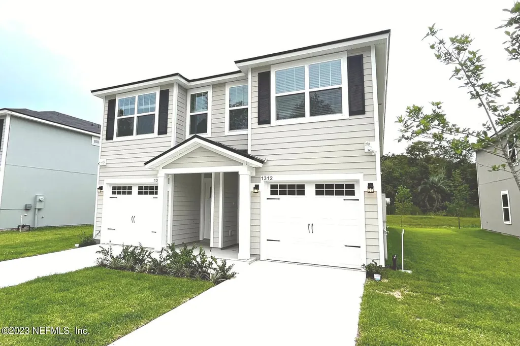 1324 Ellis Road S Jacksonville FL 32205