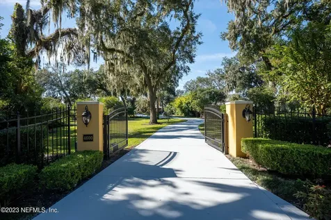 4600 Mundy Drive S Jacksonville FL 32207