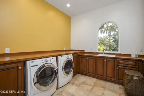 4600 Mundy Drive S Jacksonville FL 32207